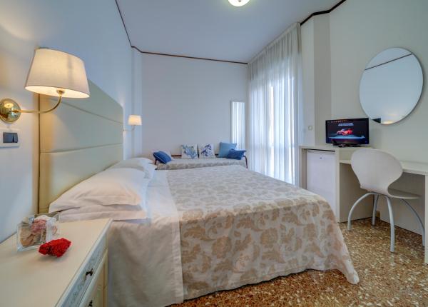 hotelcarltonbeach de angebot-ostern-in-rimini-im-strandhotel 027