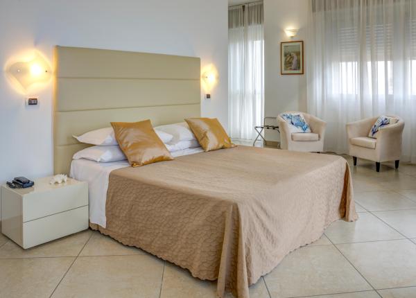 hotelcarltonbeach en offer-for-july-in-rimini-in-family-hotel 026